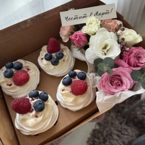 Кутия с 4 Павлови